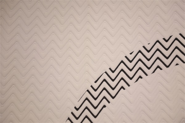 幾何針織空氣層