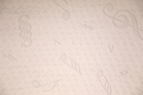 全滌跳躍音符針織空氣層